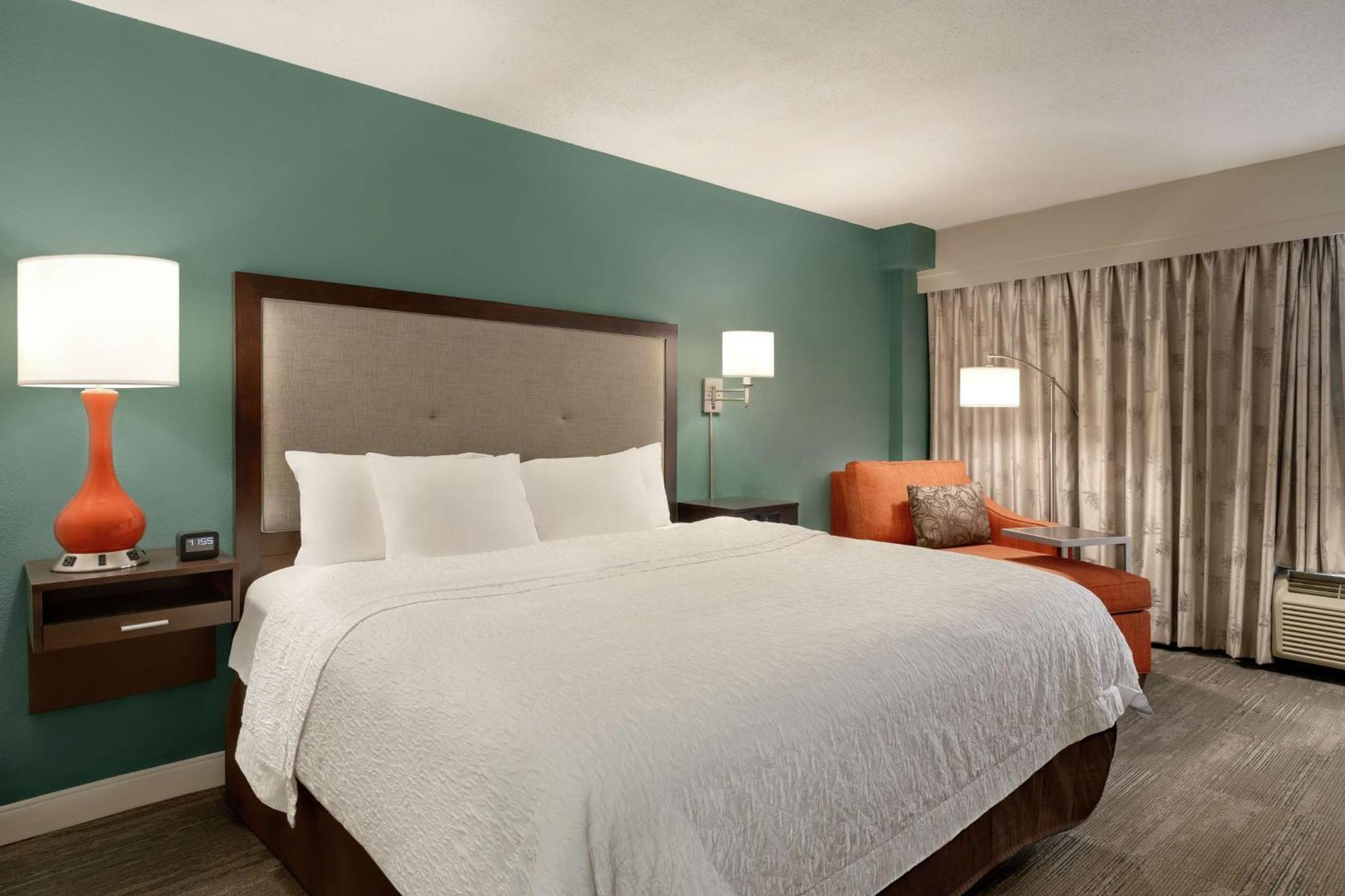 Hampton Inn New Orleans/St.Charles Ave Buitenkant foto