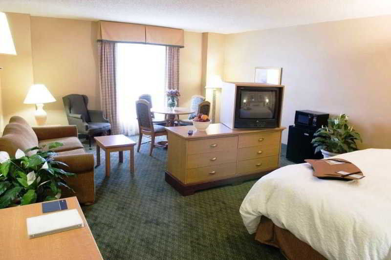 Hampton Inn New Orleans/St.Charles Ave Buitenkant foto